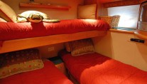 Yacht ADVANTAGE -  Stateroom 2 Twin Beds or 1 Double Bed, + Pullman.